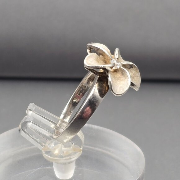 Sterling Silver Plumeria Flower Crystal Ring Size 5.5 Frosted Petal Hawaiian - Picture 2 of 13